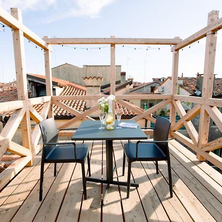 Loversinitaly Romantic Apartments - Altana And Jacuzzi Venice Exterior photo