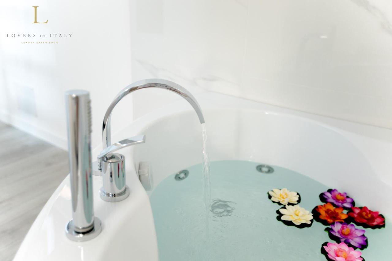 Loversinitaly Romantic Apartments - Altana And Jacuzzi Venice Exterior photo